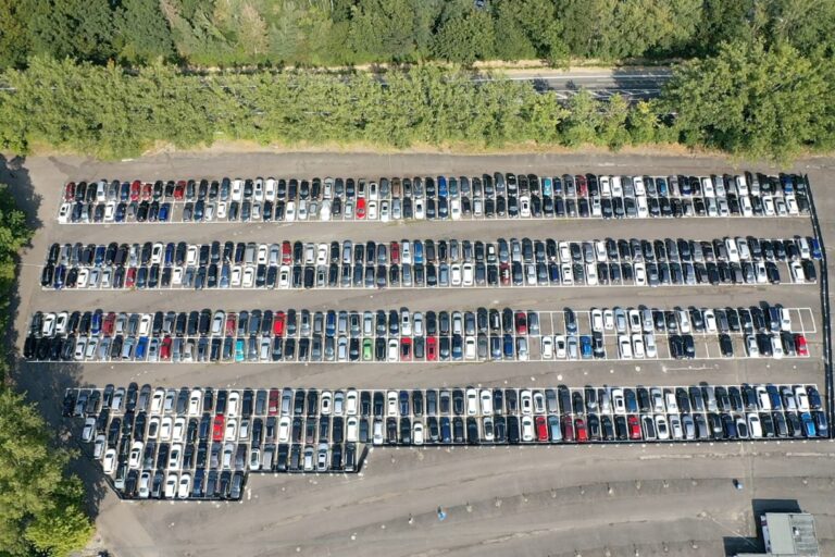 Billig Parken Frankfurt Flughafen Vergleich www.parkfuchs24.de